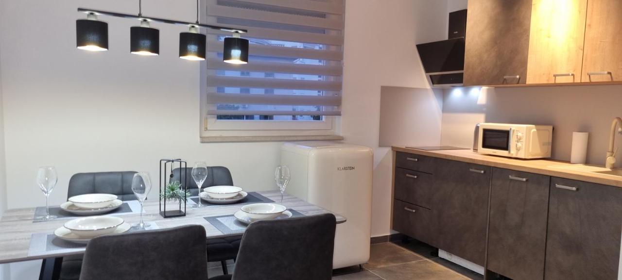 Qr Apartment For Family, Couples, And Friends Stay In Rijeka Zewnętrze zdjęcie