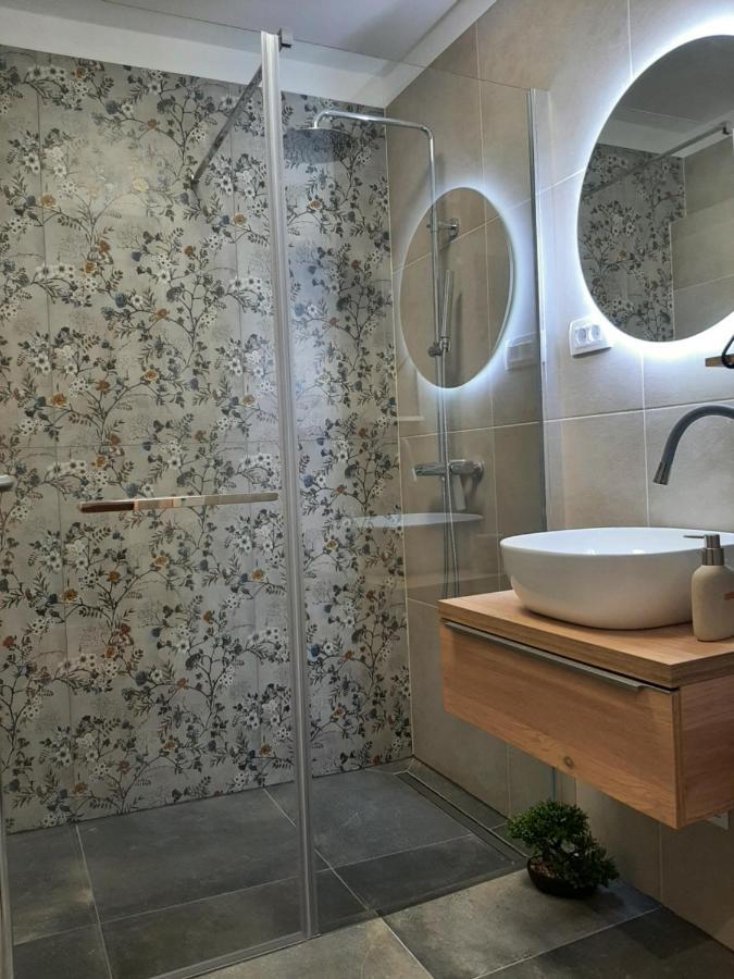 Qr Apartment For Family, Couples, And Friends Stay In Rijeka Zewnętrze zdjęcie